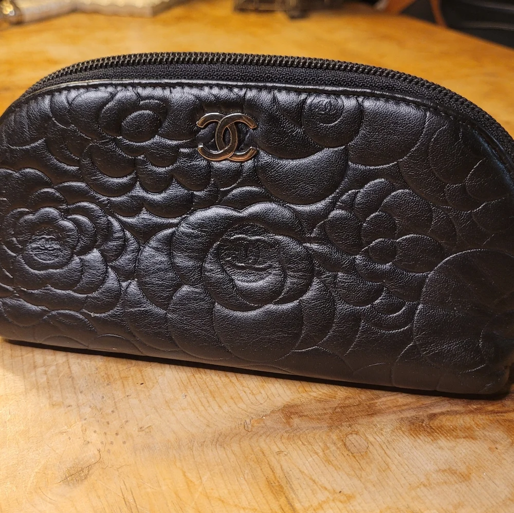 CHANEL Camelia Flower Lambskin Pouch Clutch Bag